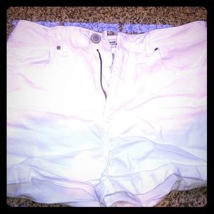 Forever 21 Women’s White Denim Shorts